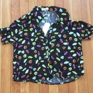 Women’s cropped button down shirt umbrella print
